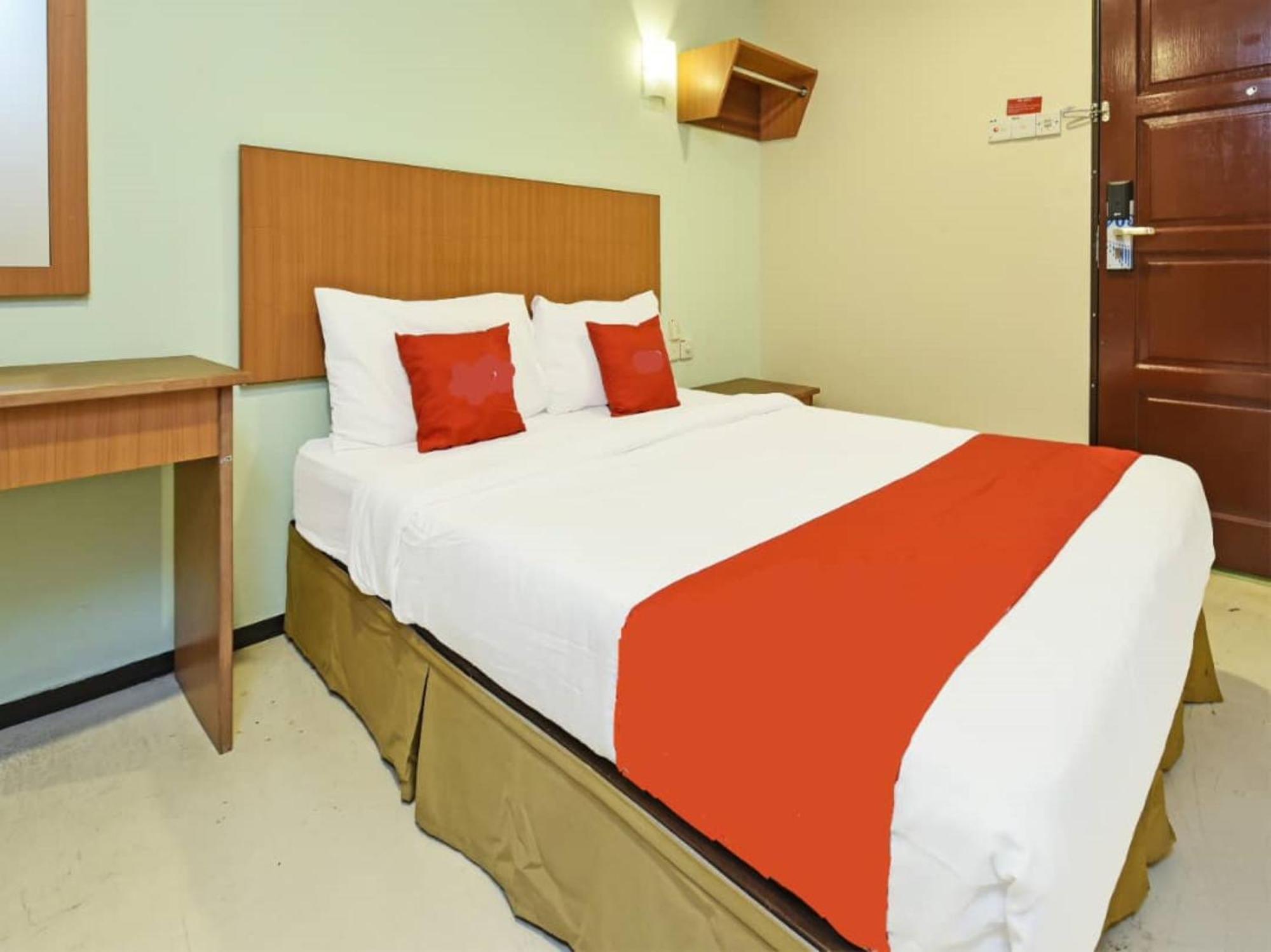 เอ็มอาร์ซี โฮเทล Hotel Malacca ภายนอก รูปภาพ